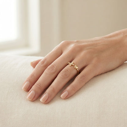 She Loves with Everything — Cross Ring for Grandma