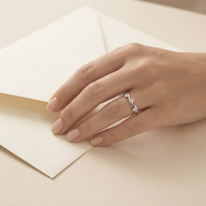 Still She Rises — Wave Ring for Best Friend