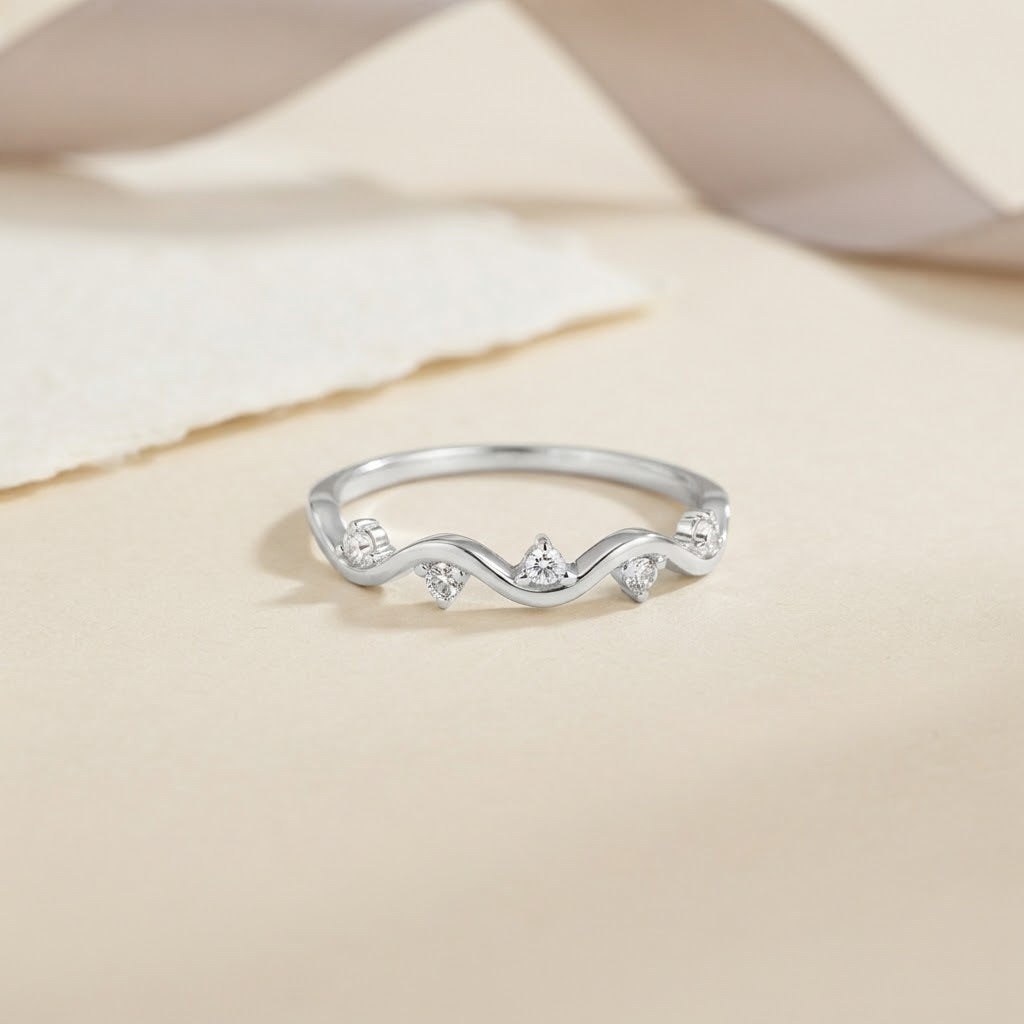 Still She Rises — Wave Ring for Best Friend