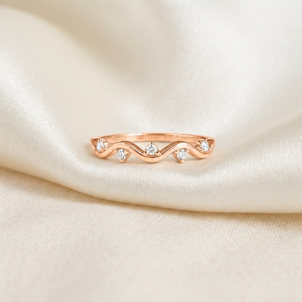 Still She Rises — Wave Ring for Best Friend