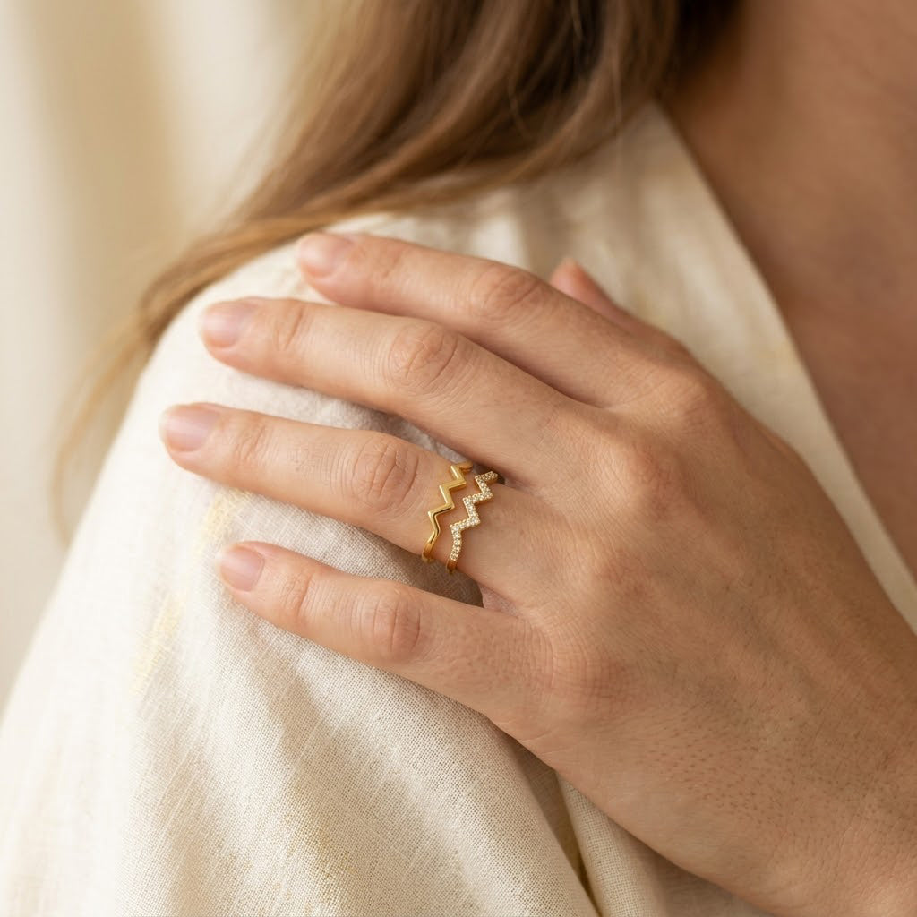 Zigzag Ring worn on hand - Kynd Co.