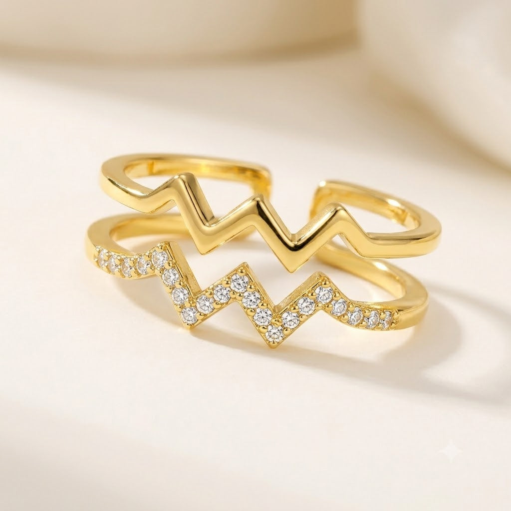 Zigzag Ring worn on hand - Kynd Co.